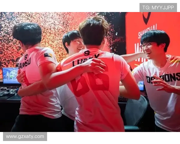 WE逆袭传奇：从低谷到巅峰的英雄联盟奋斗史