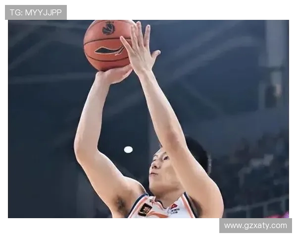 上海篮球队比赛经验变革引发热议探索新战术与团队协作的未来发展