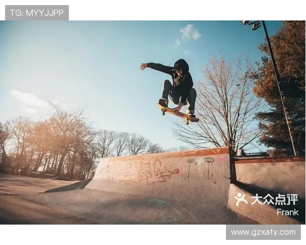 滑板新手必看:提升心理素质与技巧的全面入门指南 滑板新手必看:提升心理素质与技巧的全面入门指南