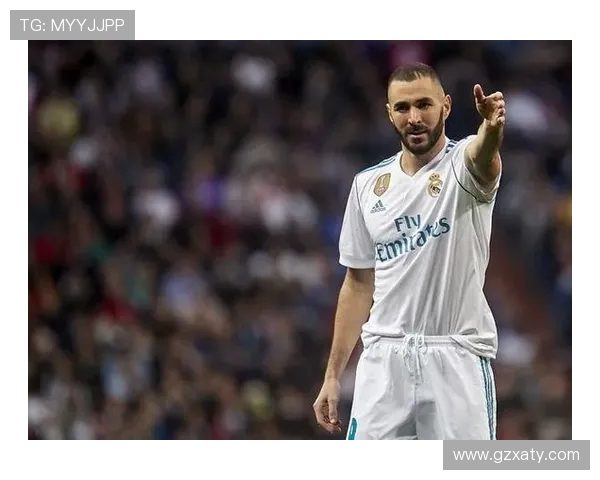 本泽马：从天赋少年到足球巨星的辉煌历程与传奇故事