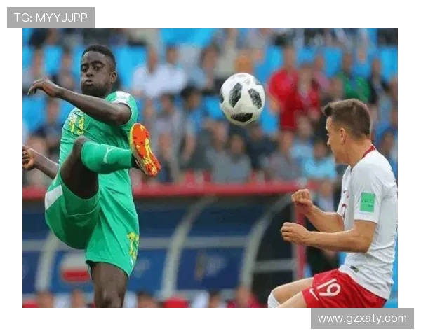 波兰与塞内加尔实时对决精彩回顾与赛况分析