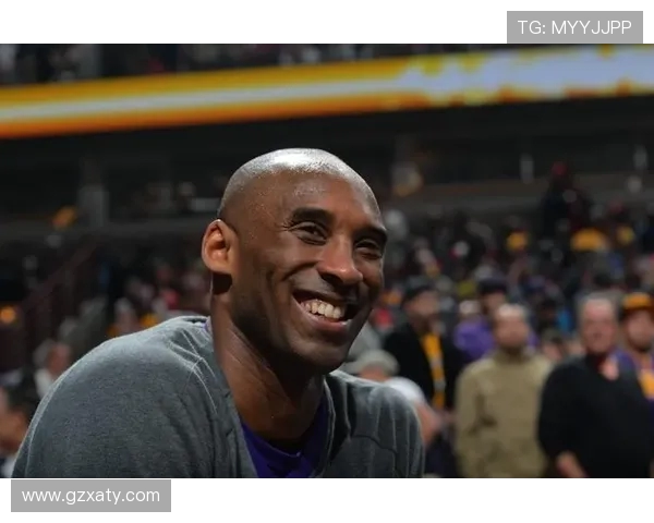 莱奥的传奇旅程：从初出茅庐到世界足球巨星的辉煌历程