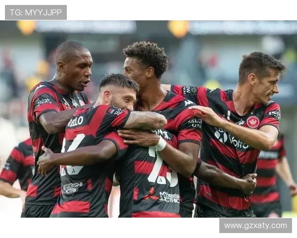 西悉尼与珀斯激战正酣比分直播全程追踪精彩瞬间不容错过