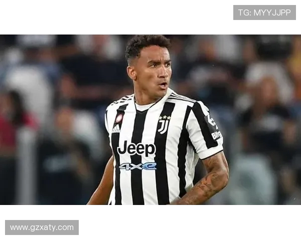 达尼洛:从足球场上的闪耀星光到生活中的坚韧追求者 达尼洛:从足球场上的闪耀星光到生活中的坚韧追求者