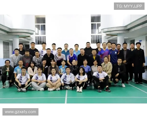 广州羽毛球队的意识提升与团队凝聚力探讨