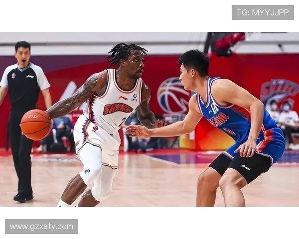 上海篮球队意识变革引发热议探索新战术与团队协作的未来发展